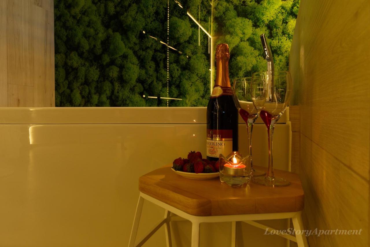 Luxury Apartments «Love Story» Ivano-Frankivszk Kültér fotó